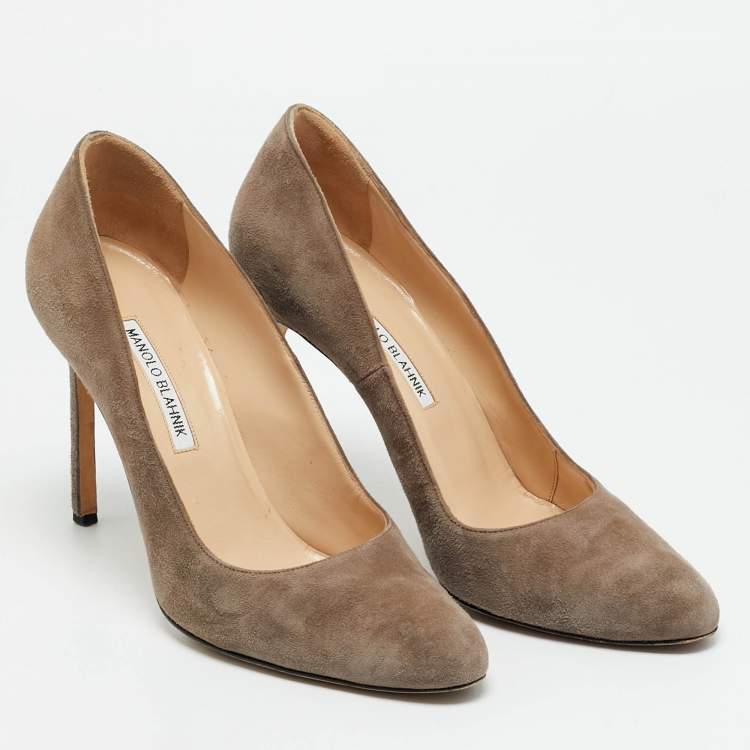 Pre Owned Manolo Blahnik BB Size 40 Grey Suede Pumps