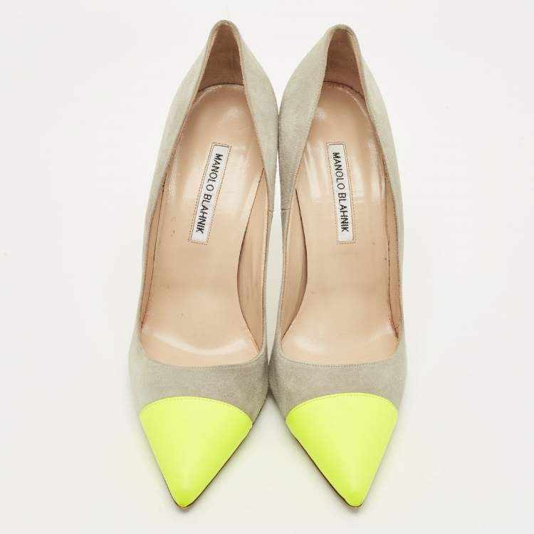 Pre Owned Manolo Blahnik Bipunta Size 40 Grey Leather and Suede Pumps