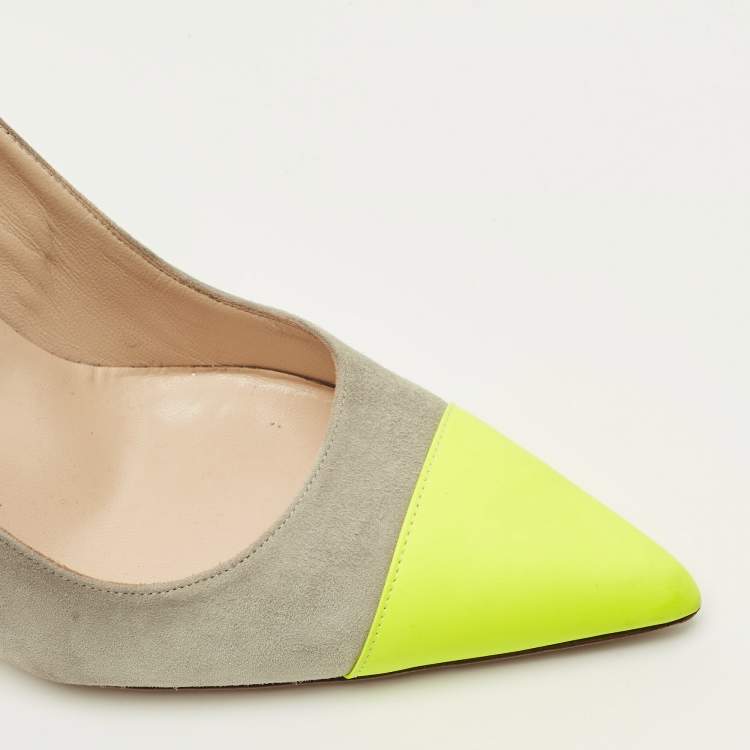 Pre Owned Manolo Blahnik Bipunta Size 40 Grey Leather and Suede Pumps