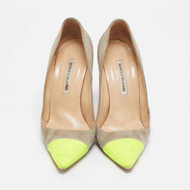 Pre Owned Manolo Blahnik Bipunta Size 39 Grey/Yellow Leather and Suede Pumps