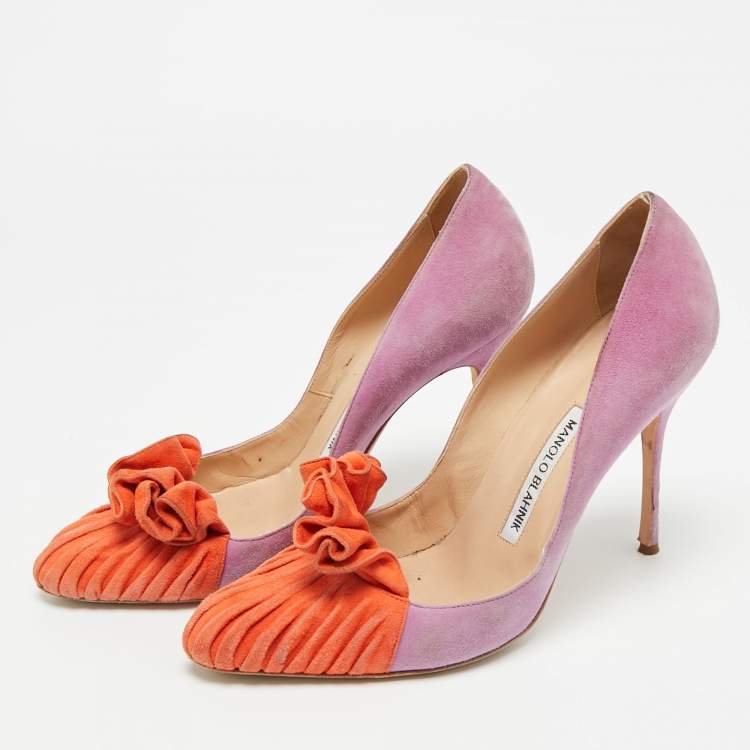 Pre Owned Manolo Blahnik Size 39 Purple/Orange Suede Ruffle Pumps