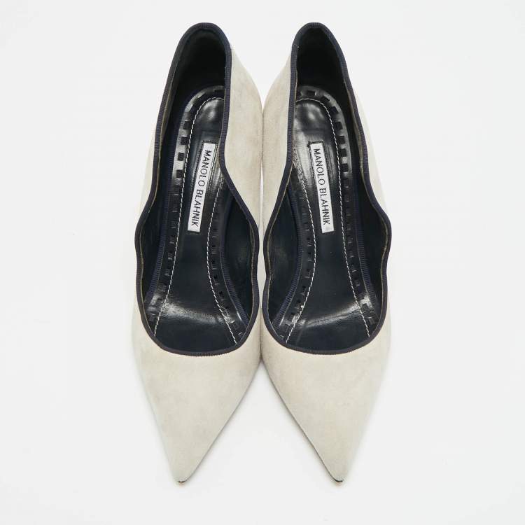 Pre Owned Manolo Blahnik Espedal Size 39 Grey Suede Collar Pointed Toe Pumps