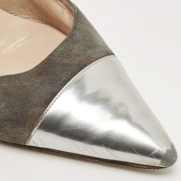 Pre Owned Manolo Blahnik Bipunta Size 39 Grey Patent Leather and Suede Pumps