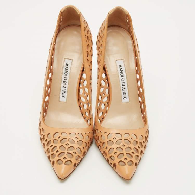 Pre Owned Manolo Blahnik BB Laserato Size 36 Tan Lasercut Leather Pumps