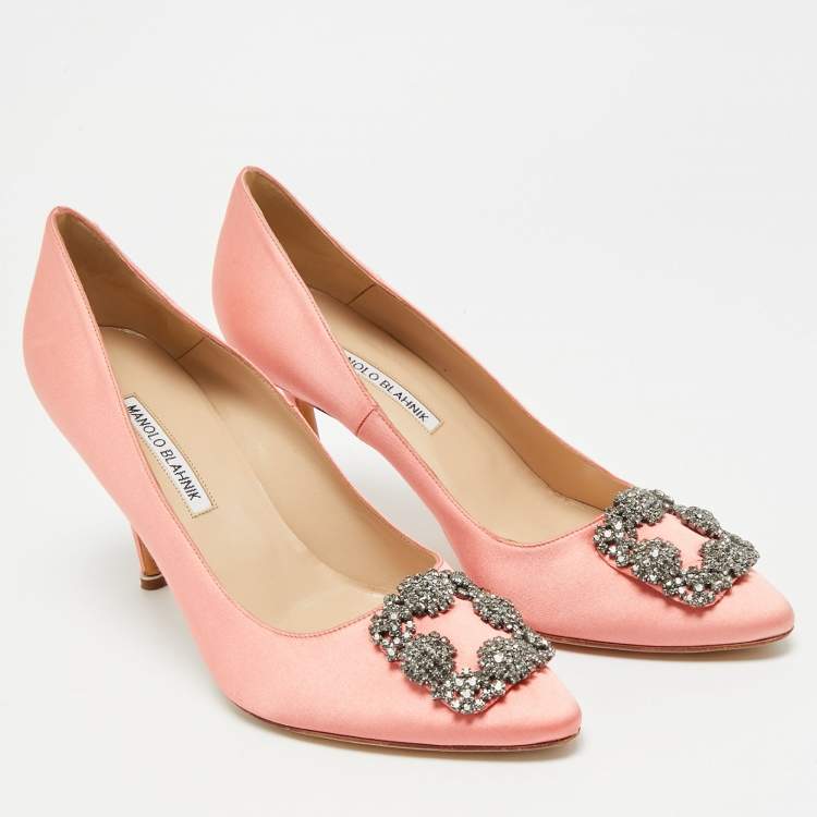 Pre Owned Manolo Blahnik Hangisi Size 40 Pink Satin Pumps