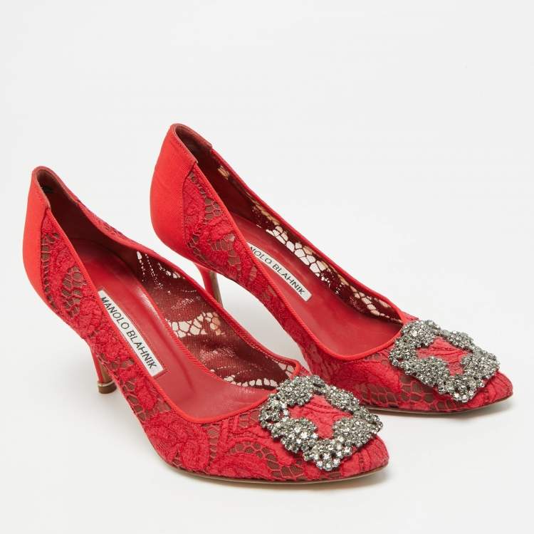 Pre Owned Manolo Blahnik Hangisi Size 36 Red Canvas and Lace Pumps