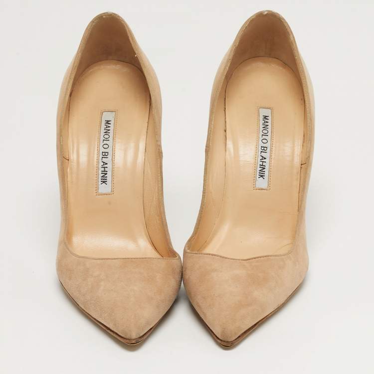 مملوكة مسبقًا Manolo Blahnik BB Size 39 Beige Suede Pumps