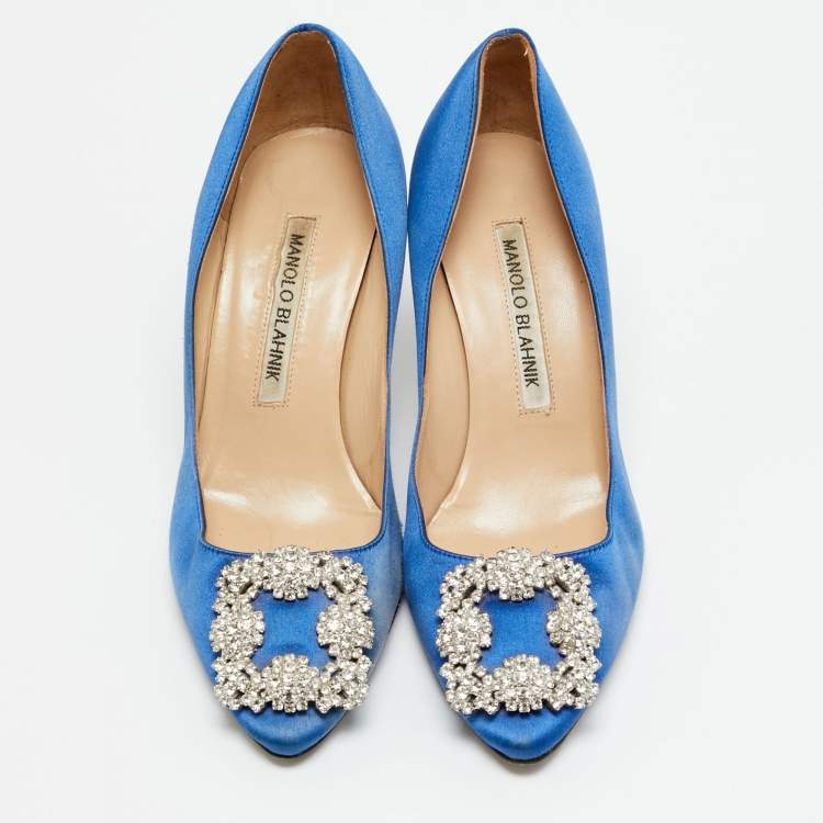 Pre Owned Manolo Blahnik Hangisi Size 35 Blue Satin Crystal Embellished Pumps