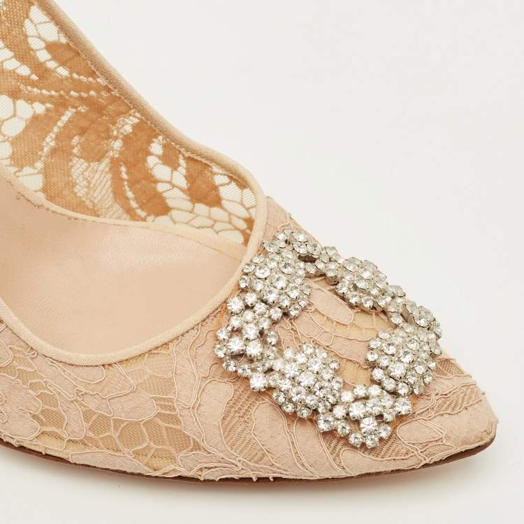 Pre Owned Manolo Blahnik Hangisi Size 41 Beige Lace and Satin Pumps
