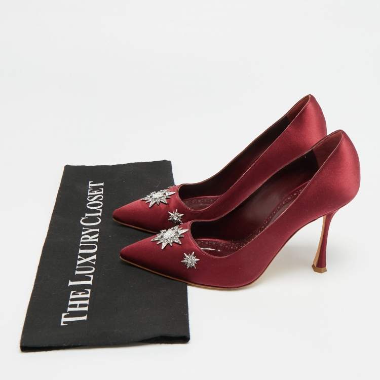 Pre Owned Manolo Blahnik Size 36 Burgundy Satin Stars Embellished Pointed Toe Pumps
