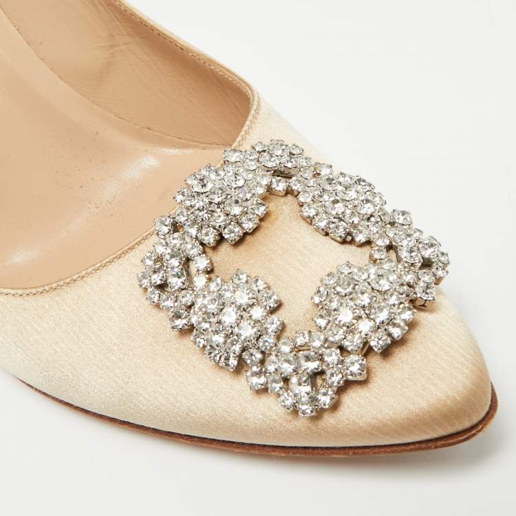 Pre Owned Manolo Blahnik Hangisi Size 38.5 Beige Satin Pumps