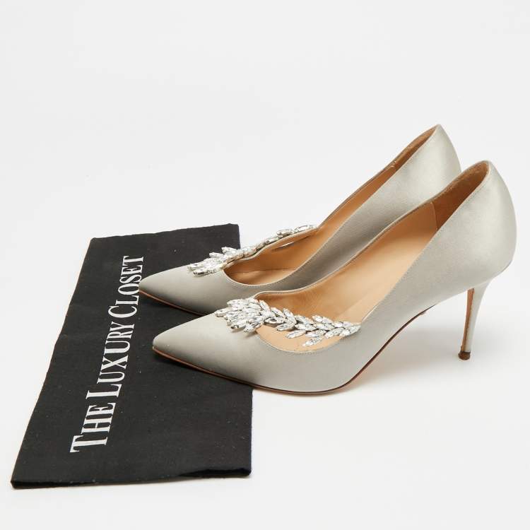 Pre Owned Manolo Blahnik Nadira Size 38.5 Light Grey Satin Jewel Embellished Pointed Toe Pumps