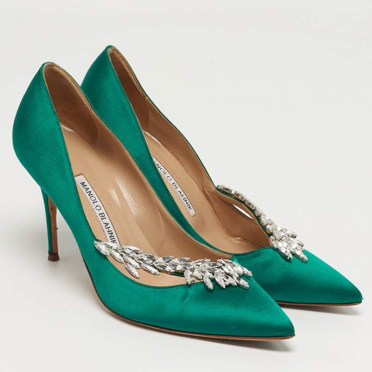 Pre Owned Manolo Blahnik Nadira Size 38.5 Green Satin Jewel Embellished Pointed Toe Pumps