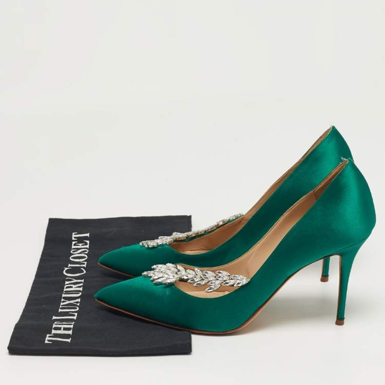 Pre Owned Manolo Blahnik Nadira Size 38.5 Green Satin Jewel Embellished Pointed Toe Pumps