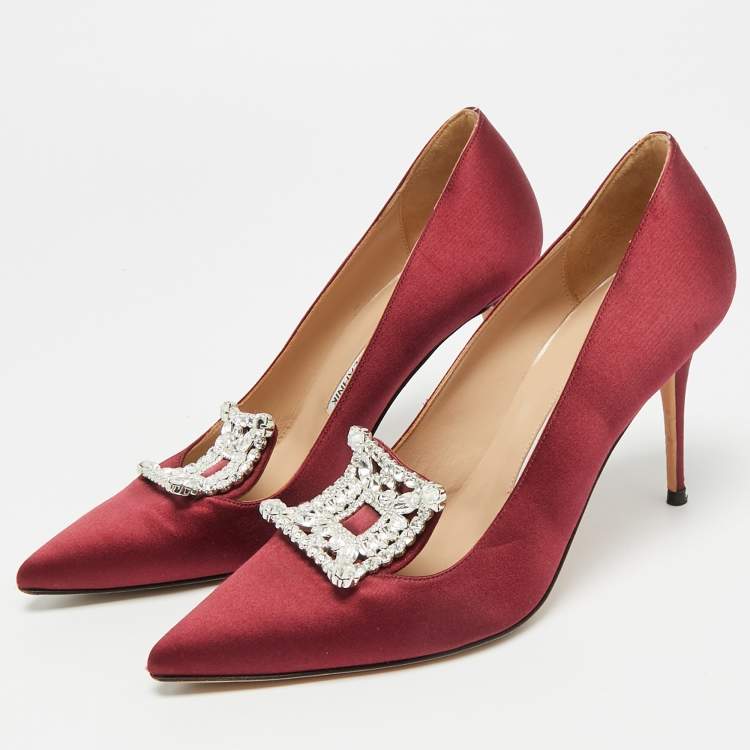 Pre Owned Manolo Blahnik Borlak Size 38.5 Burgundy Satin Crystal Embellished Pointed Toe Pumps