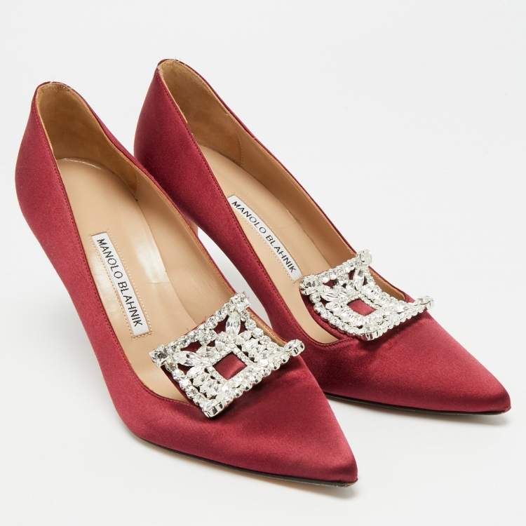 Pre Owned Manolo Blahnik Borlak Size 38.5 Burgundy Satin Crystal Embellished Pointed Toe Pumps