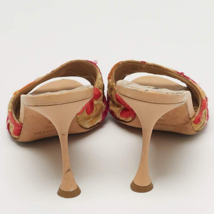 Pre Owned Manolo Blahnik Size 40 Multicolor Leather and Lurex Fabric Slide Sandals