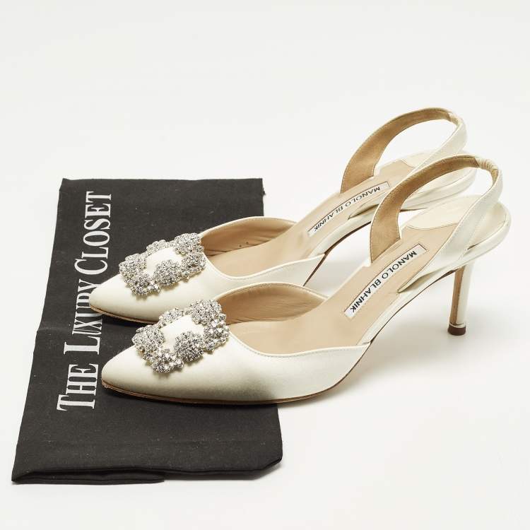 Pre Owned Manolo Blahnik Hangisli Size 39.5 Cream Satin SlingbackPumps
