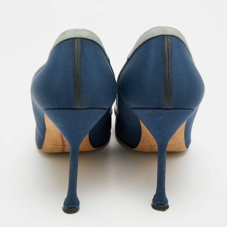 Pre Owned Manolo Blahnik Gotrian Size 41 Blue Fabric Crystal Embellished Pumps
