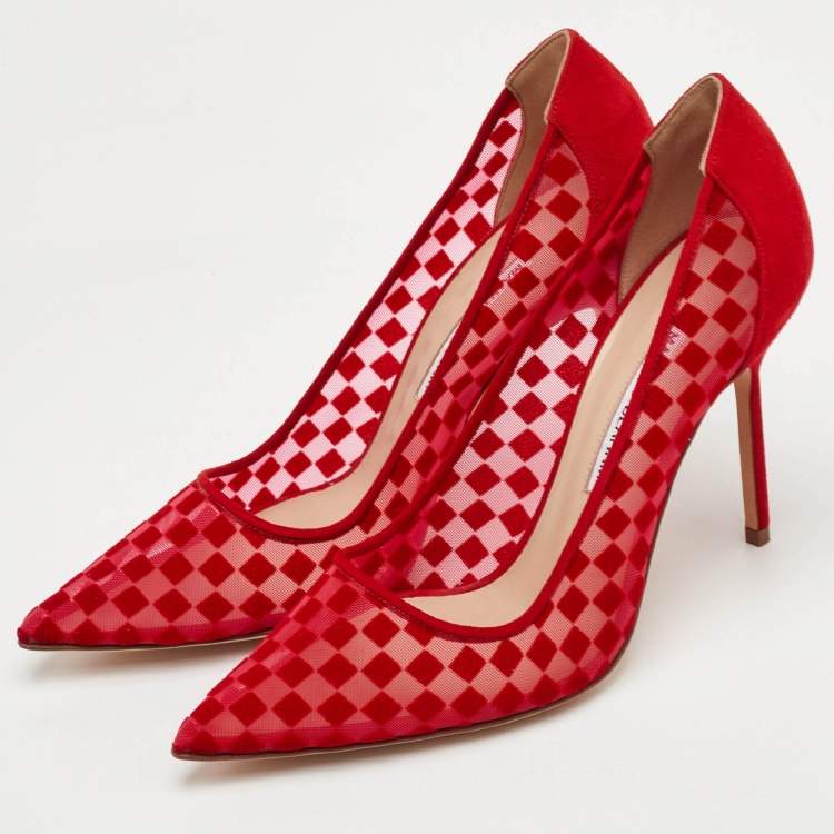 Pre Owned Manolo Blahnik Bbla Size 38 Red Checked Mesh and Suede Pointed Toe Pumps