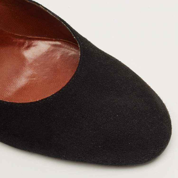 Pre Owned Manolo Blahnik Size 36.5 Black Suede Round Toe Pumps