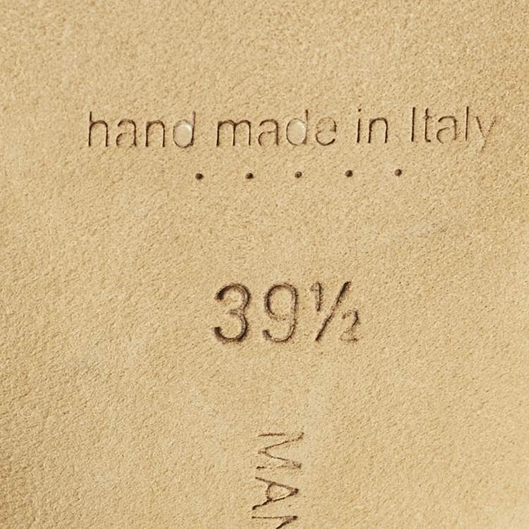 Pre Owned Manolo Blahnik Hangisi Size 39.5 Beige Lace and Satin Pumps