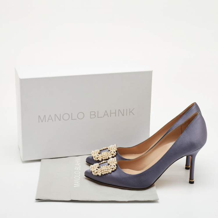 Pre Owned Manolo Blahnik Hangisi Pearl Embellished Size 39 Dark Grey Satin Pumps
