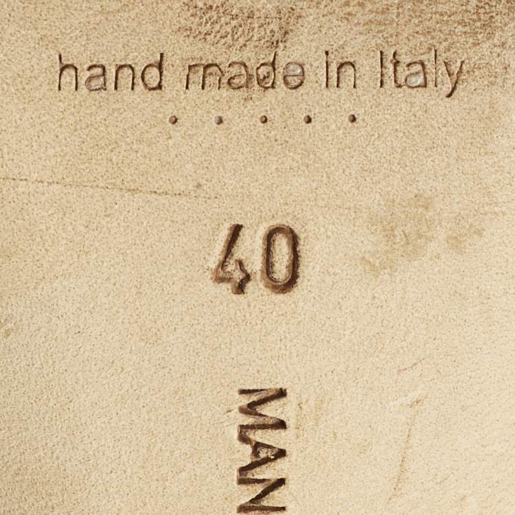 Pre Owned Manolo Blahnik Dolores Size 40 Green Satin Slingback Pumps