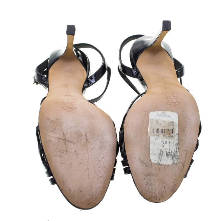Pre Owned Manolo Blahnik Black Patent Leather Cut Out T Strap Sandals Size 42