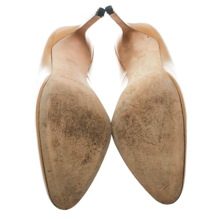 Pre Owned Manolo Blahnik Beige Leather BB Pumps Size 38.5