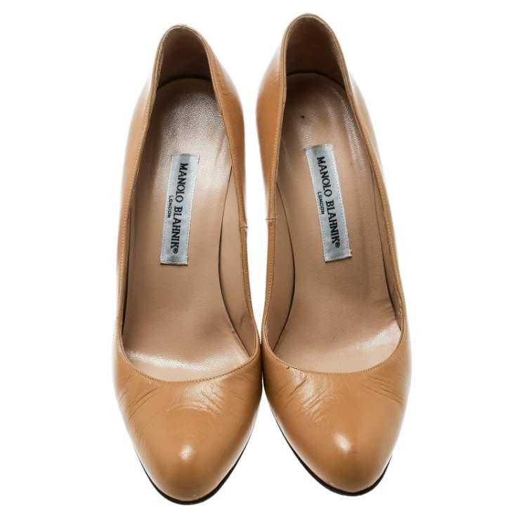 Pre Owned Manolo Blahnik Beige Leather BB Pumps Size 38.5