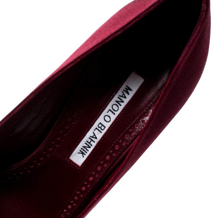 مملوكة مسبقًا Manolo Blahnik Burgundy Satin Matik Crystal Embellished Peep Toe Pumps Size 38.5