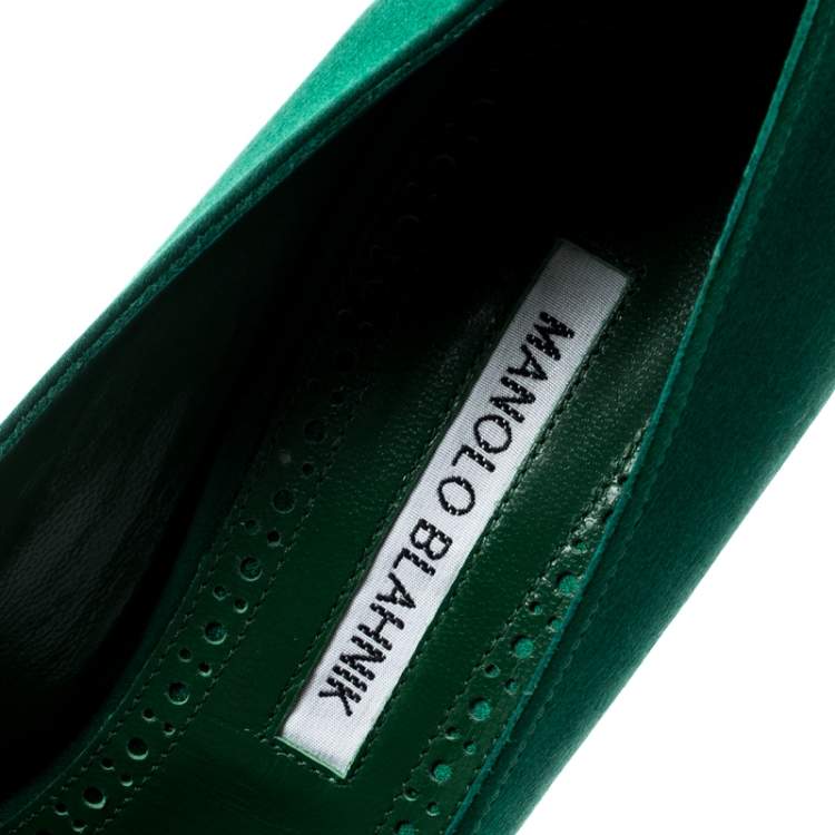 Pre Owned Manolo Blahnik Green Satin Crystal Embellished Peep Toe Pumps Size 38.5