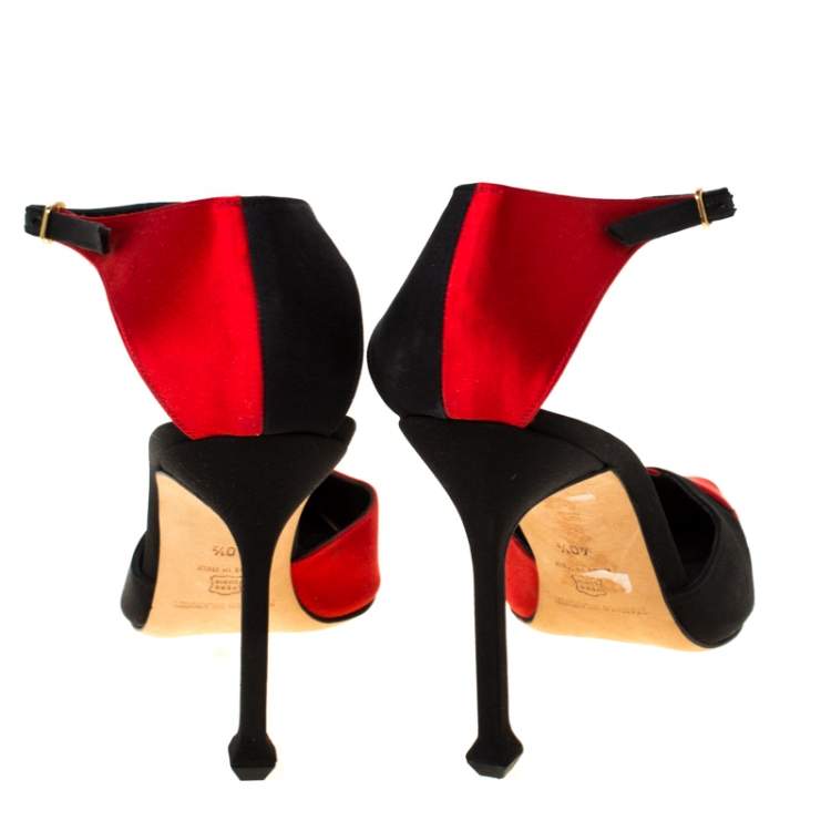 Pre Owned Manolo Blahnik Red/Black Satin Kobra Pointed Toe Ankle Strap Pumps Size 40.5