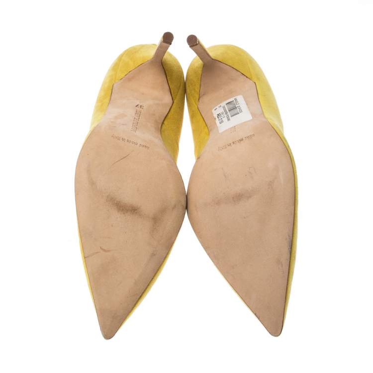 Pre Owned Manolo Blahnik Yellow Suede Ponited Toe Pumps Size 37