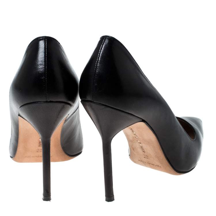 Pre Owned Manolo Blahnik Black Leather BB Pointed Toe Pumps Size 37