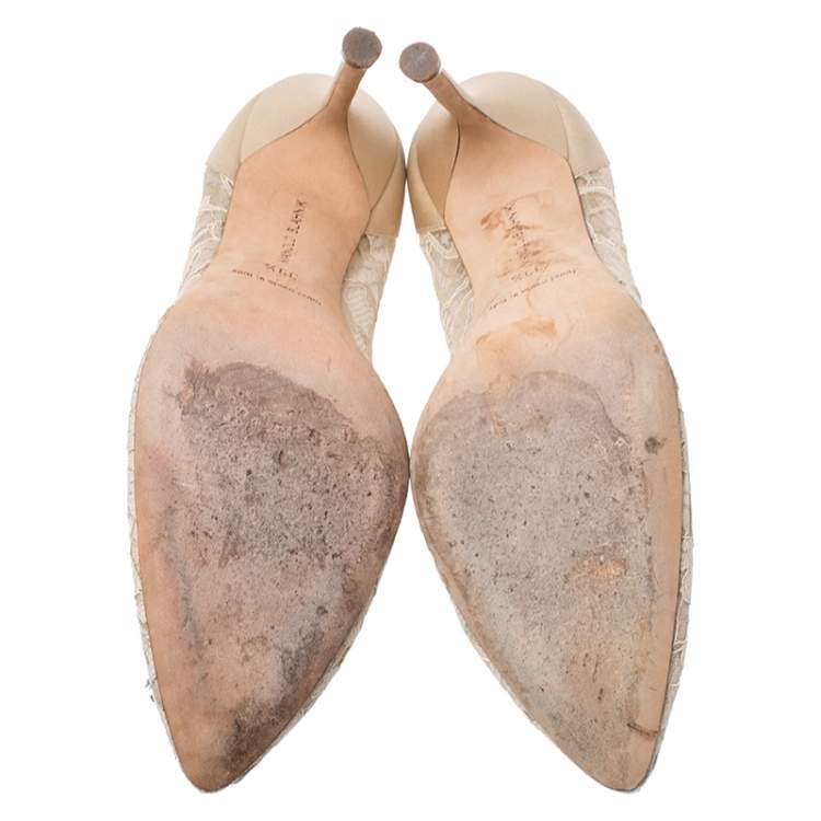 Pre Owned Manolo Blahnik Beige Lace and Satin Hangisi Pointed Toe Pumps Size 39.5