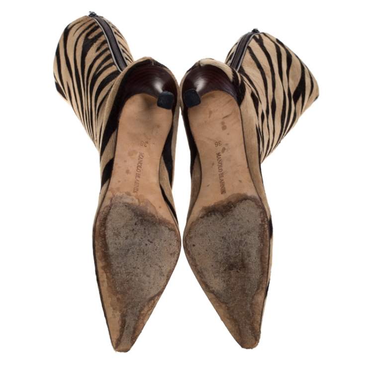Pre Owned Manolo Blahnik Brown/Beige Calf Hair Leopard Print Knee Length Pointed Toe Boots Size 36