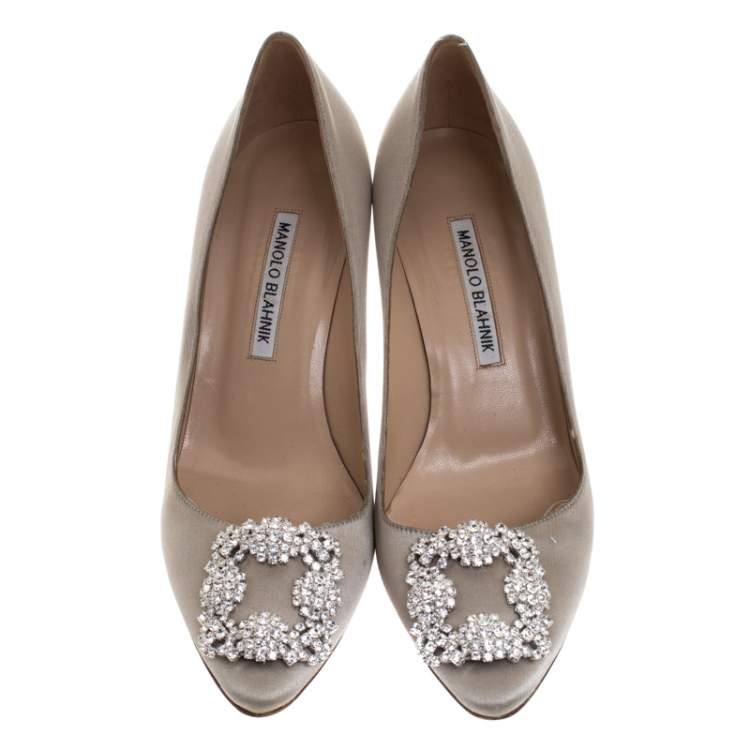 Pre Owned Manolo Blahnik Grey Satin Hangisi Crystal Embellished Pumps Size 38