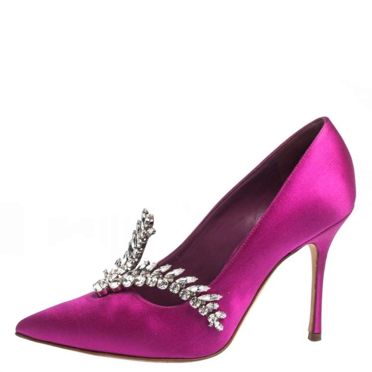 Pre Owned Manolo Blahnik Magenta Satin Jewel Embellished Shufti Pumps Size 37.5