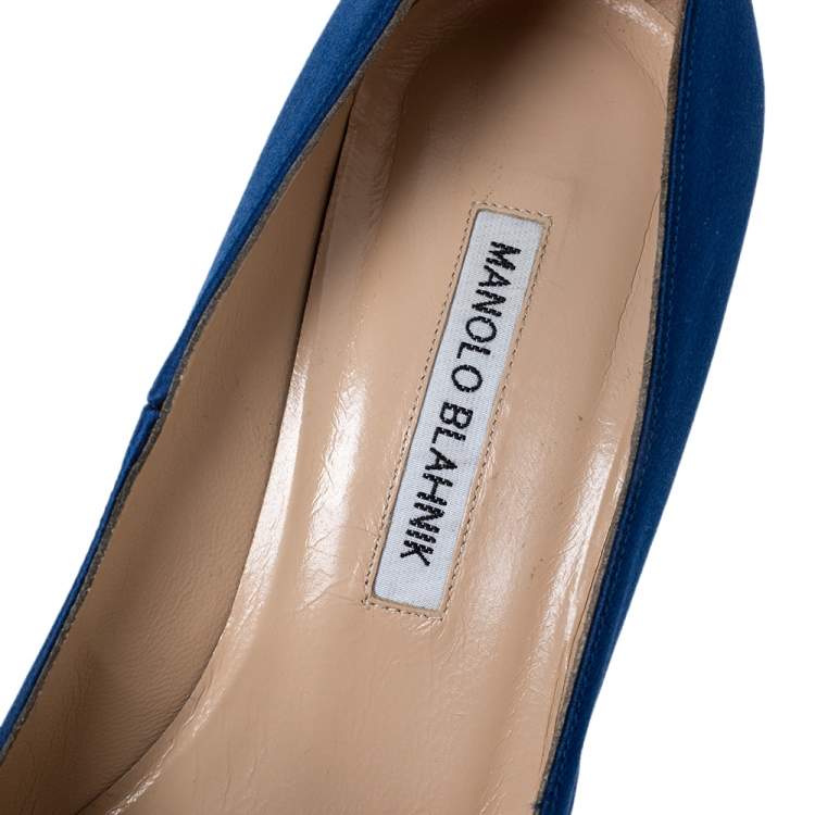 Pre Owned Manolo Blahnik Blue Satin Okkato Crystal Embellished Pumps Size 39.5