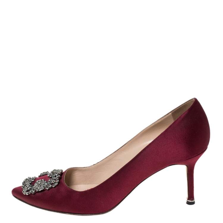Pre Owned Manolo Blahnik Burgundy Satin Hangisi Crystal Embellished Pointed Toe Pumps Size 39.5