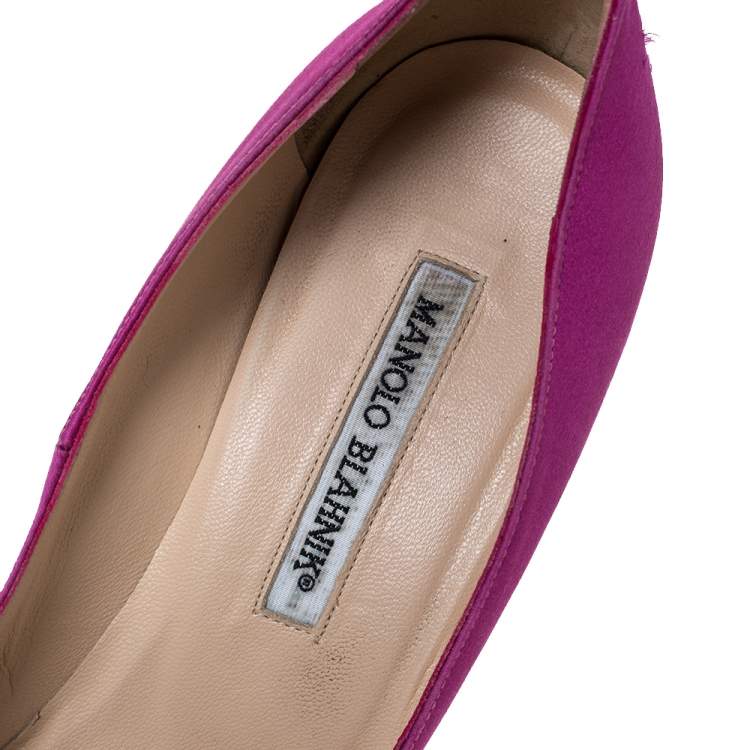 Pre Owned Manolo Blahnik Pink Satin Hangisi Crystal Embellished Pumps Size 38.5