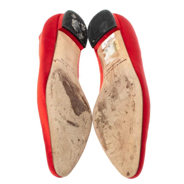 Pre Owned Manolo Blahnik Red Satin Eufrasia Ballet Flat Size 37.5