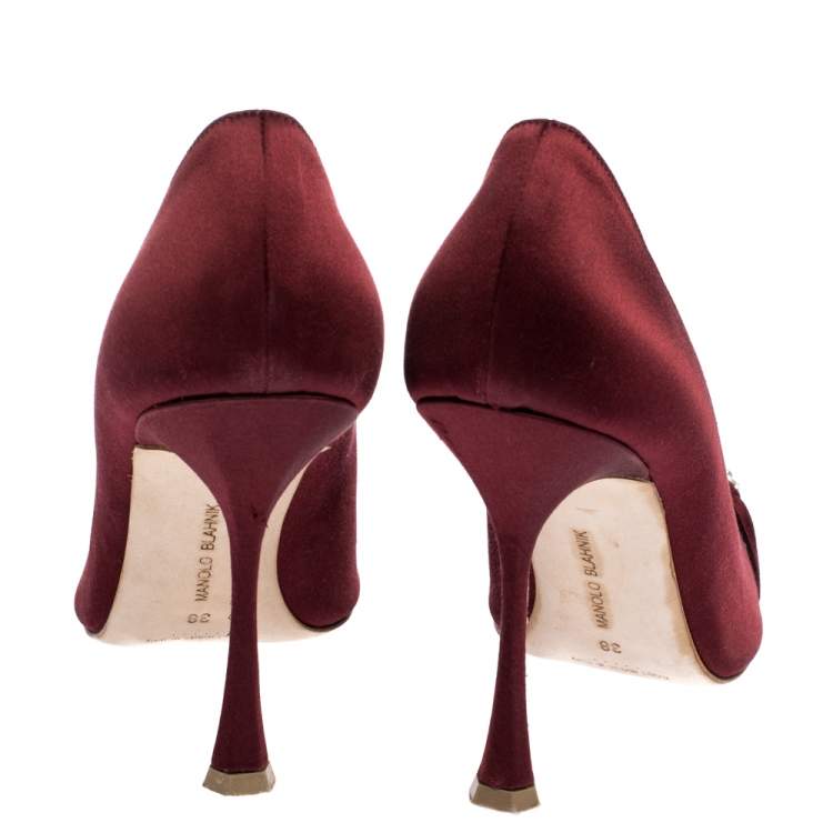Pre Owned Manolo Blahnik Burgundy Satin Crystal Embellished Pointed Toe Pumps Size 38