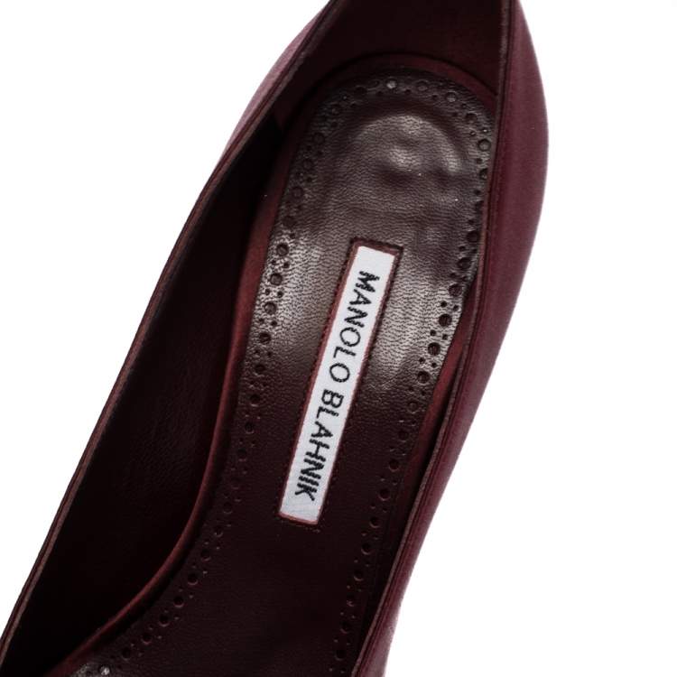 Pre Owned Manolo Blahnik Burgundy Satin Crystal Embellished Pointed Toe Pumps Size 38