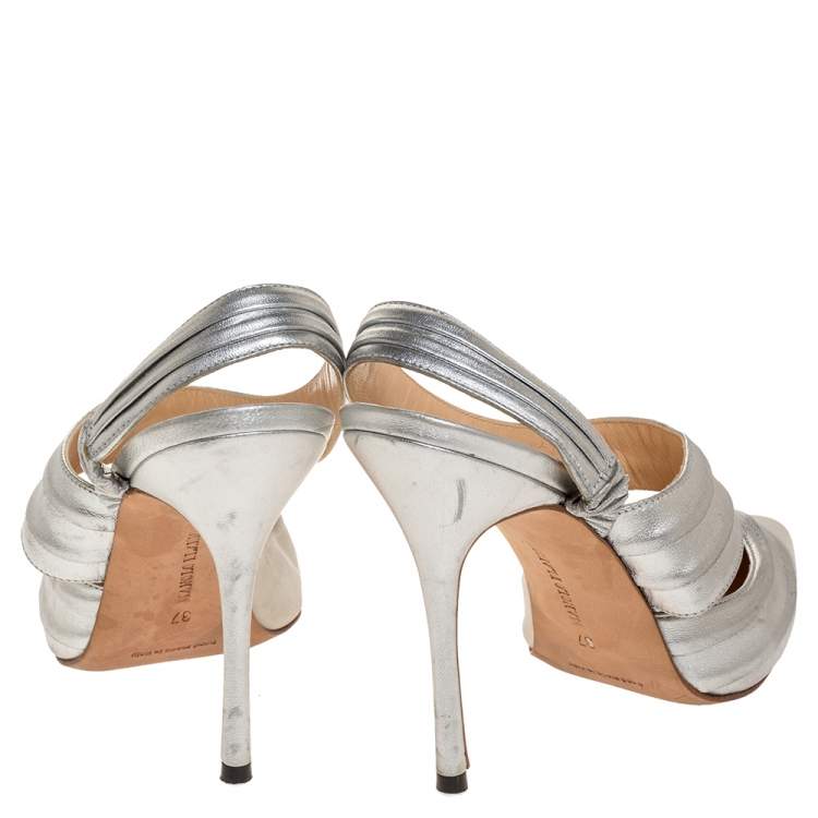 Pre Owned Manolo Blahnik Silver Leather And Grey Grosgrain Alla Pumps Size 37