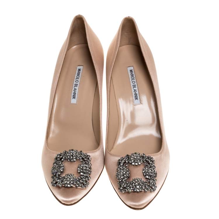 Pre Owned Manolo Blahnik Beige Satin Hangisi Crystal Embellished Pumps Size 41