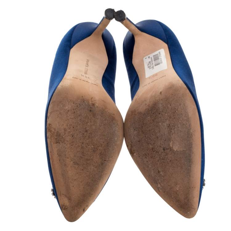 Pre Owned Manolo Blahnik Blue Satin Hangisi Crystal Embellished Pumps Size 38.5
