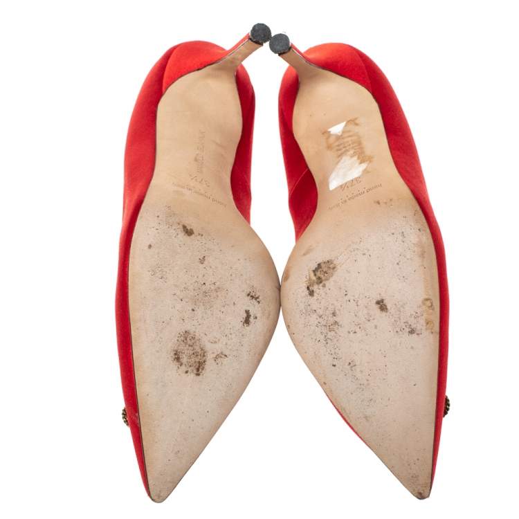 Pre Owned Manolo Blahnik Red Satin 'Eufrasia' Pointed Toe Pumps Size 37.5